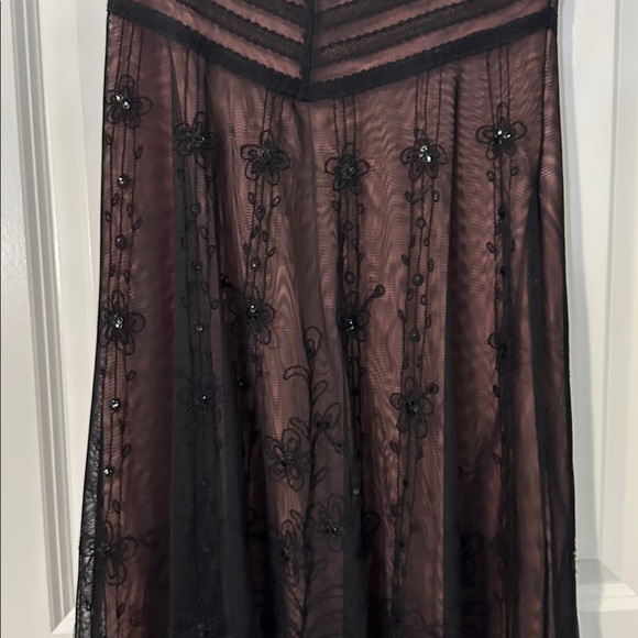 BCBGMaxAzria mesh floral beaded cocktail dress Sz 6 - Picture 5 of 11